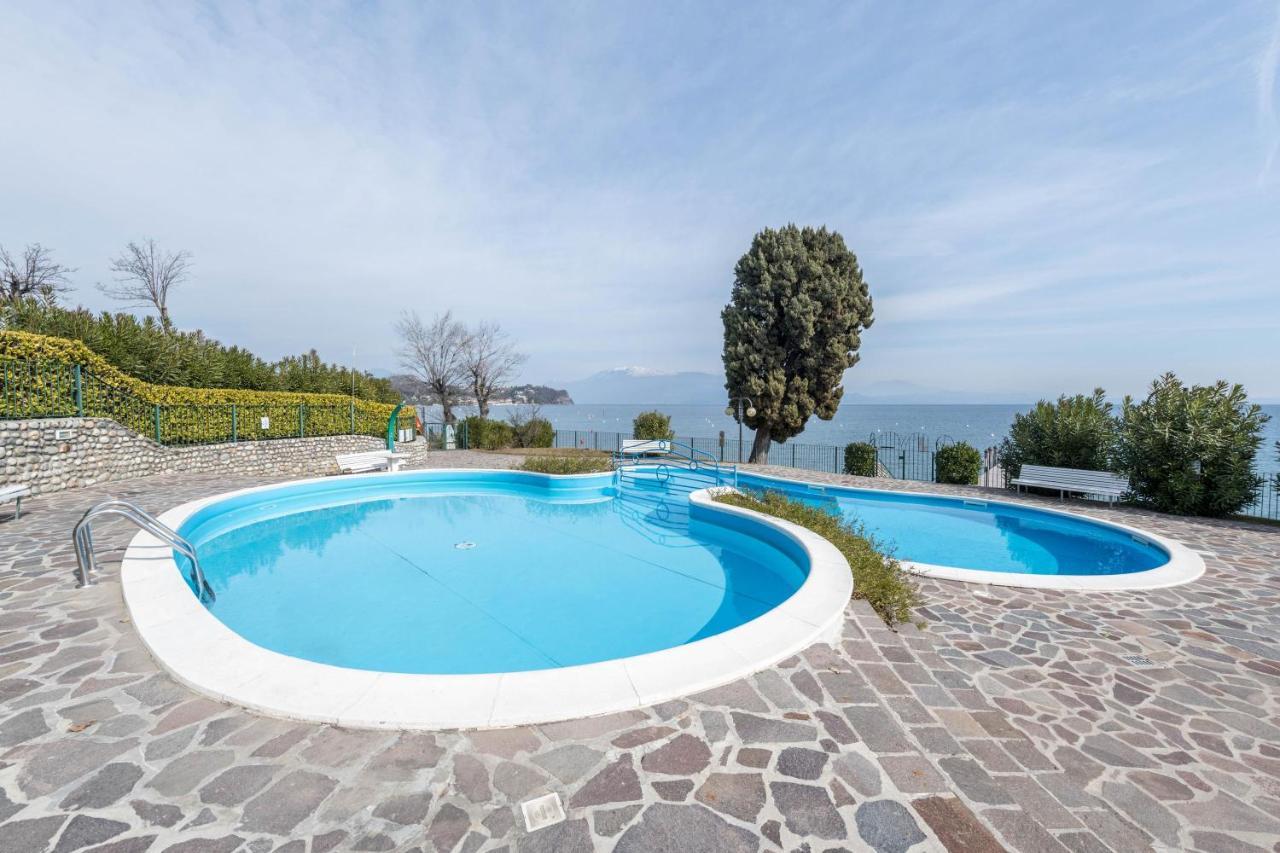 On The Beach Lake View Manerba del Garda Exterior foto
