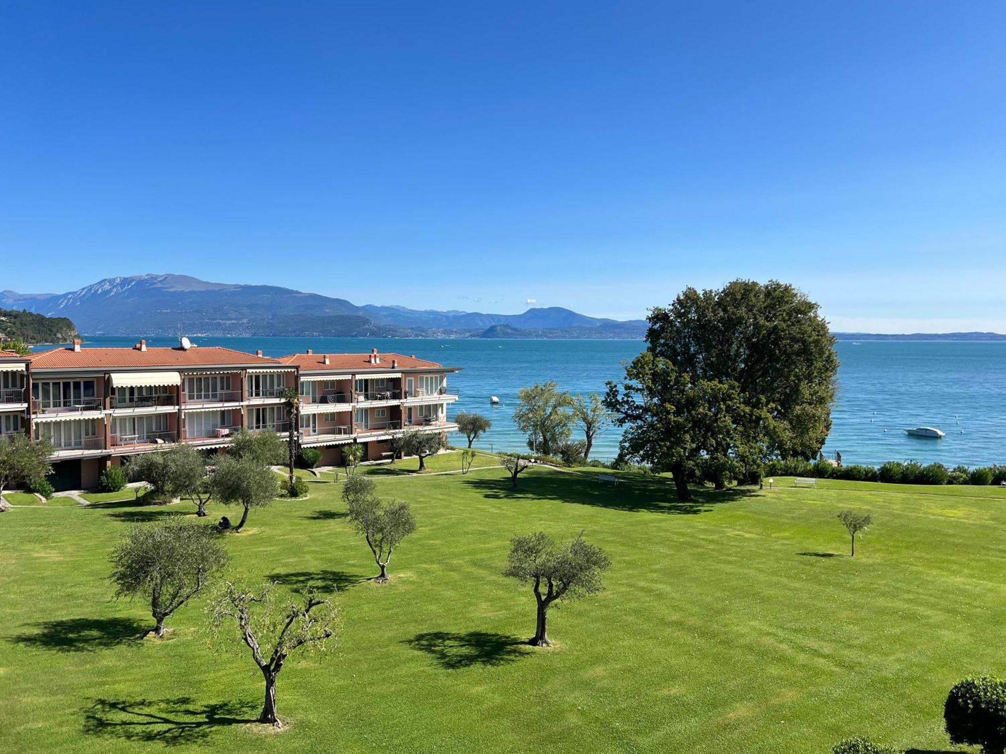On The Beach Lake View Manerba del Garda Exterior foto